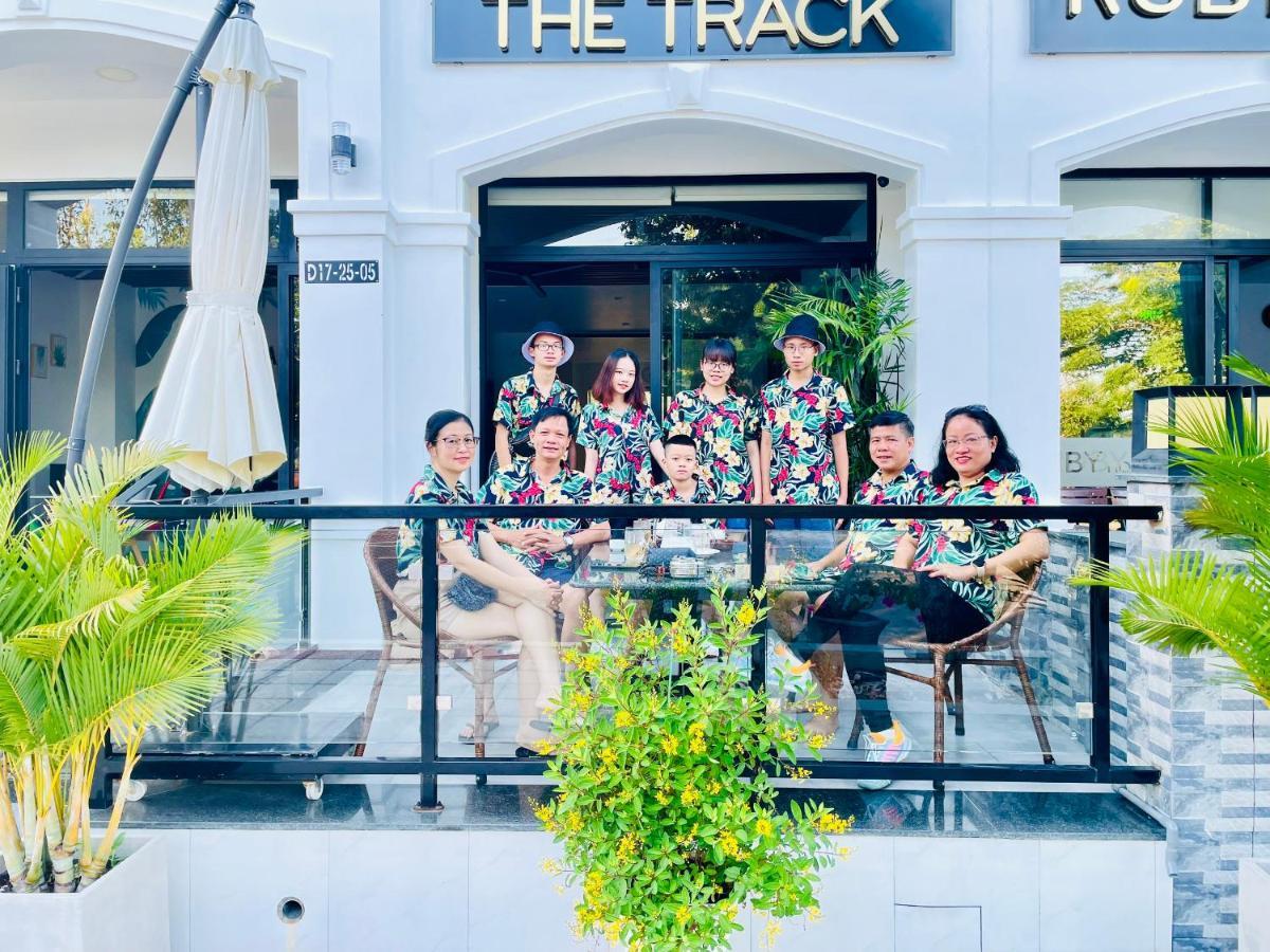 The Track Homestay - Near Bai Dai Beach Cam Lam Zewnętrze zdjęcie