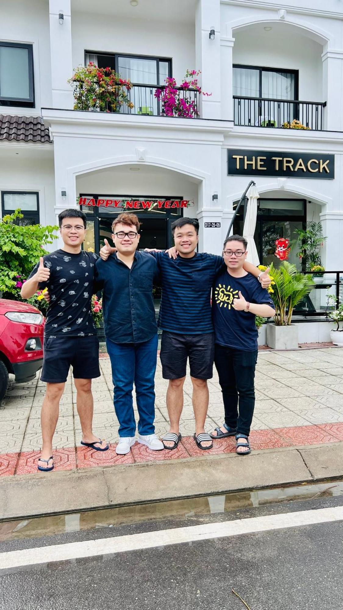 The Track Homestay - Near Bai Dai Beach Cam Lam Zewnętrze zdjęcie