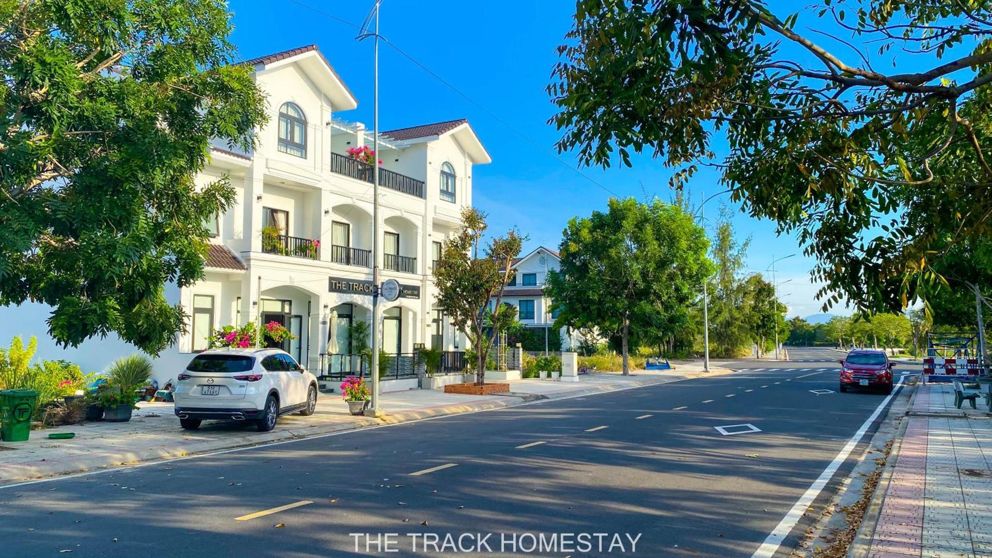 The Track Homestay - Near Bai Dai Beach Cam Lam Zewnętrze zdjęcie